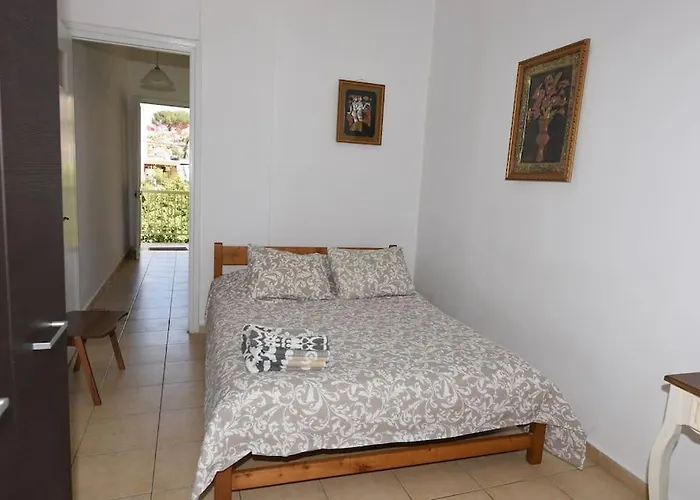 Hermes -1 Apartment *