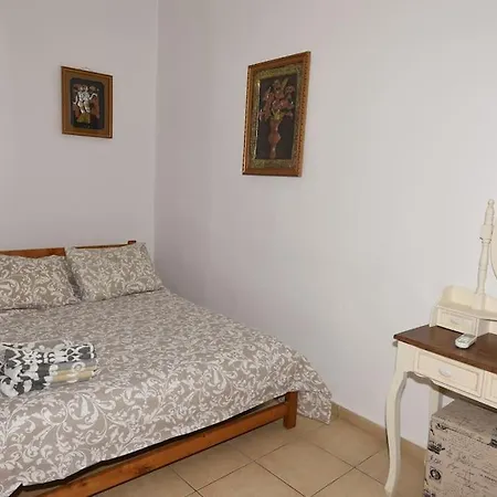 Apartment Hermes -1