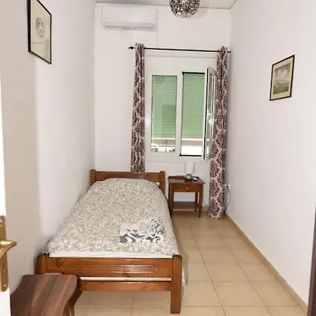 Hermes -1 アパート ナフプリオ