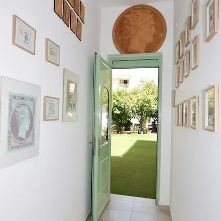 Hermes -1 アパート *