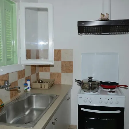 Hermes -1 Apartment